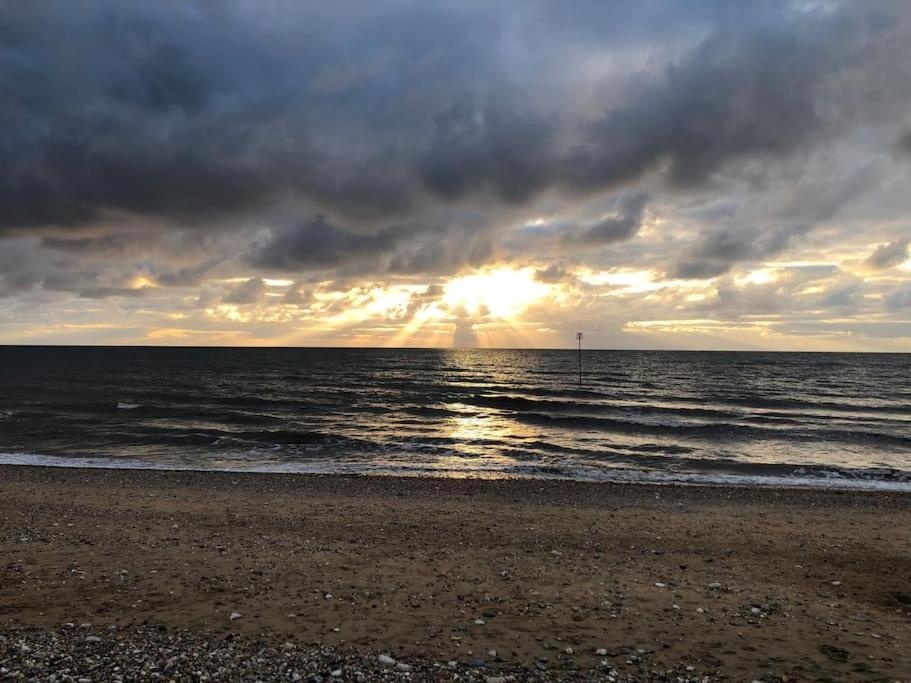 The Phoenix By The Sea- 2 Bedroom Flat In Hunny Hunstanton Dış mekan fotoğraf